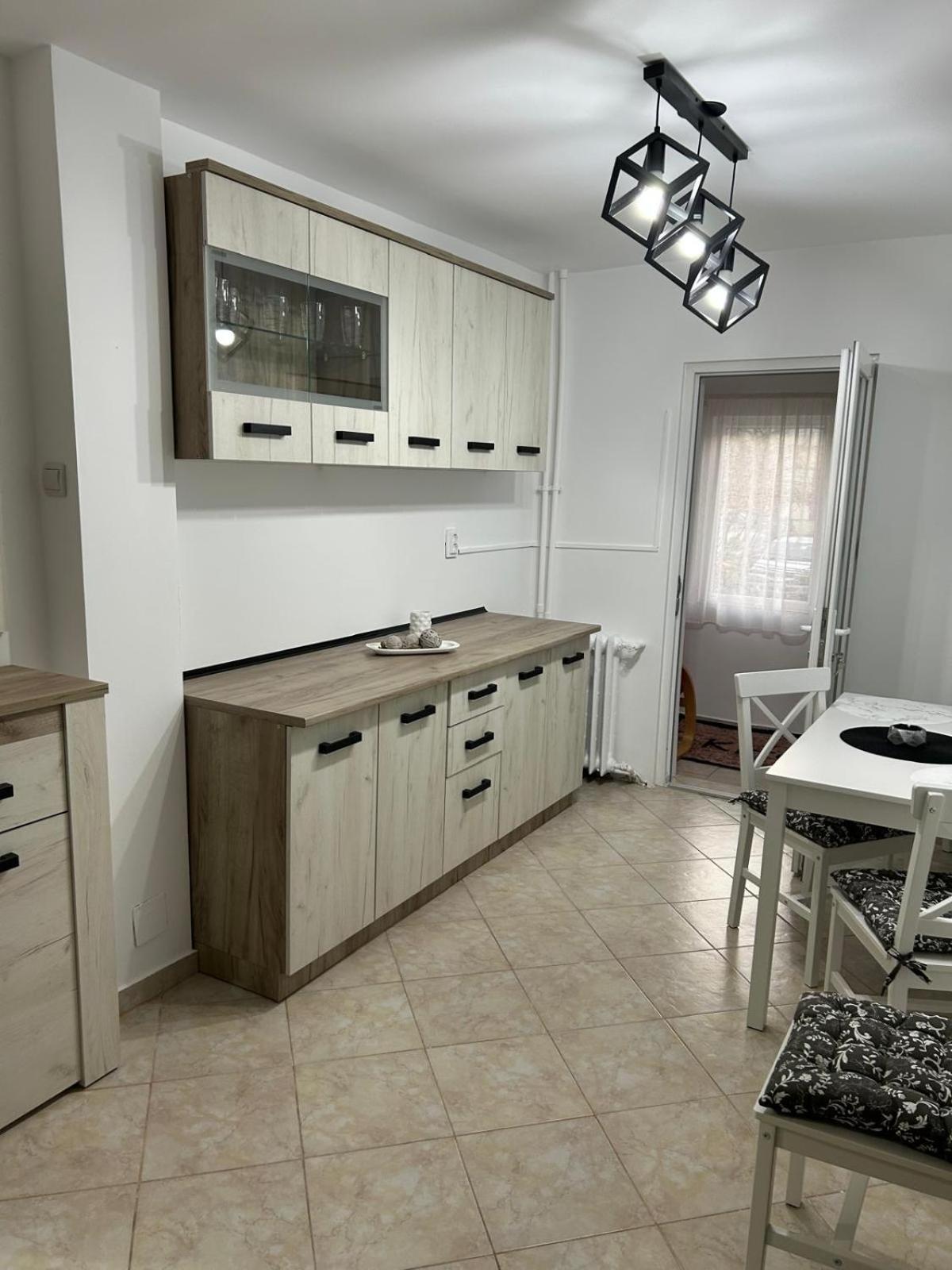Jasminique Suite Крайова Екстер'єр фото