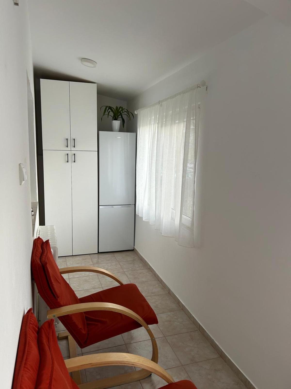 Jasminique Suite Крайова Екстер'єр фото
